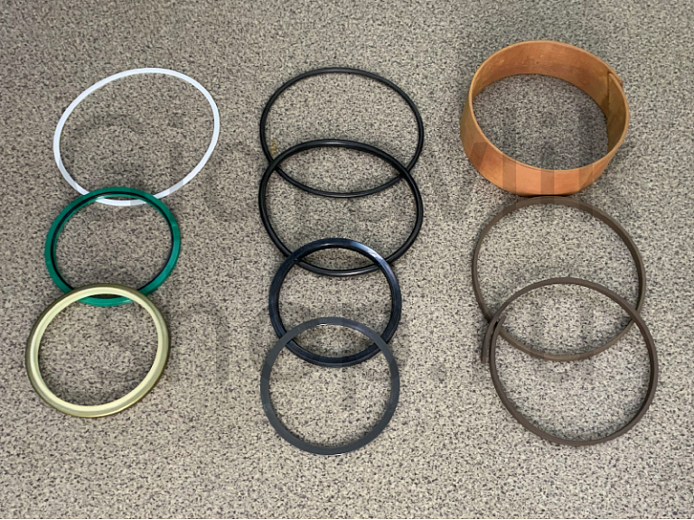 Рем. комплект гидроцилиндра рукояти, CAT330, (пыльник 110*126*9/12)   